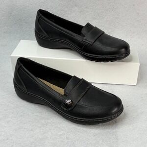 Clarks Collection Womens Sz 6M Black Leather Loafer Slip On Shoes Comfort